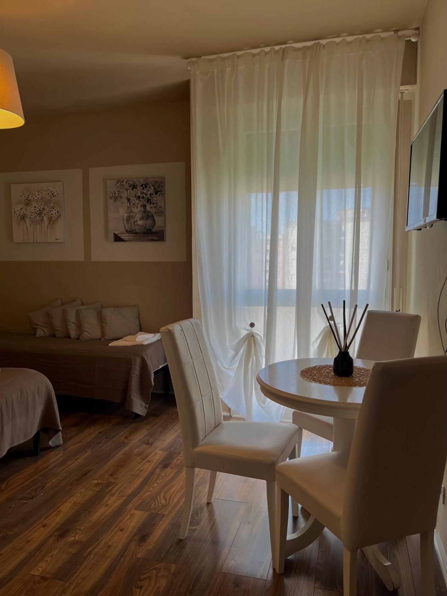 Sweet Apartment